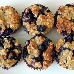 Oatmeal muffins with blueberries